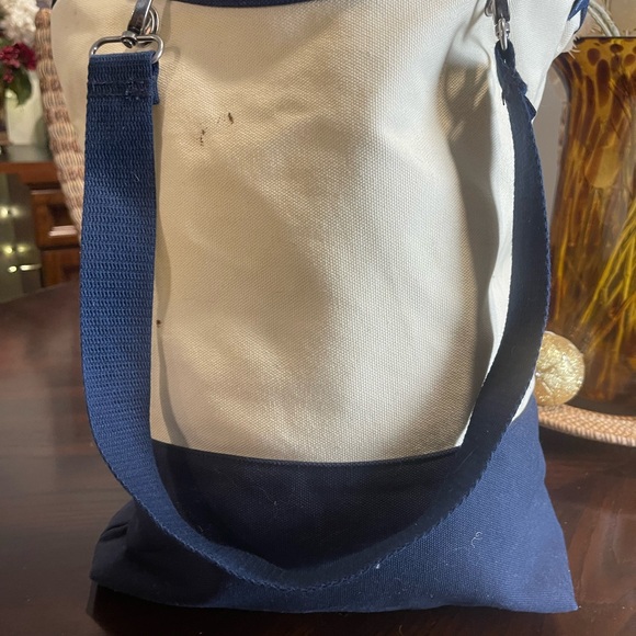 Thirty-One Navy and Cream Canvas Tote - Picture 2 of 8